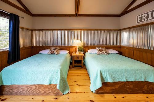 Hotel The Historic Leakey Inn