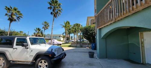 Atol Quad 4 Home