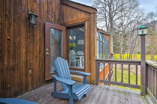 Vernon Township Home With Deck On Golf Course
