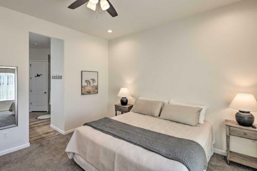 Bright Home With Yard, 4 Mi To Colorado River!