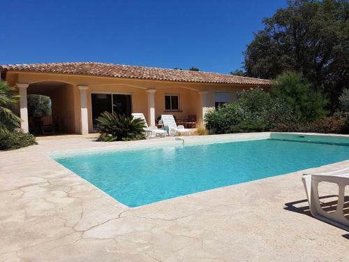 Villa C�drat