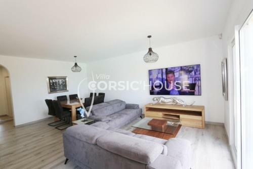 Villa Corsic'house
