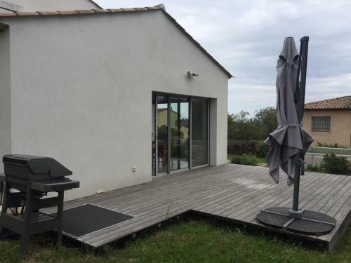 Maison Calme, Piscine Et Barbecue