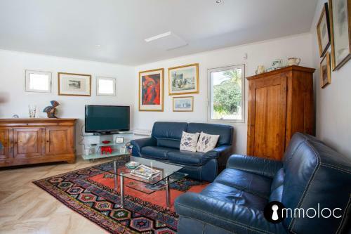 Charming Villa In Vence