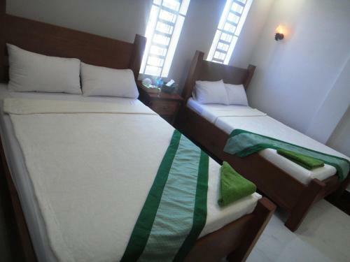 Hostal Marany Guesthouse