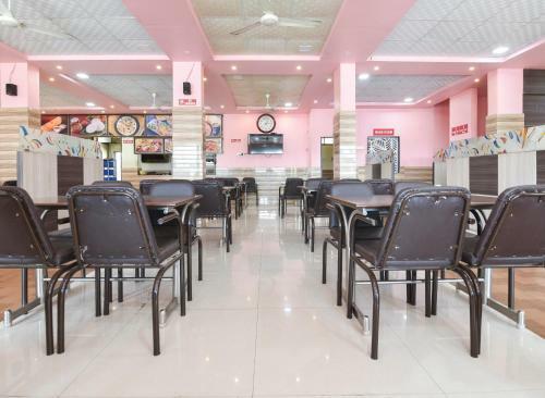 Oyo 70464 Hotel Vishal Chokak