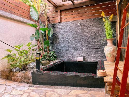 Bed & Breakfast Yage Hotspring House