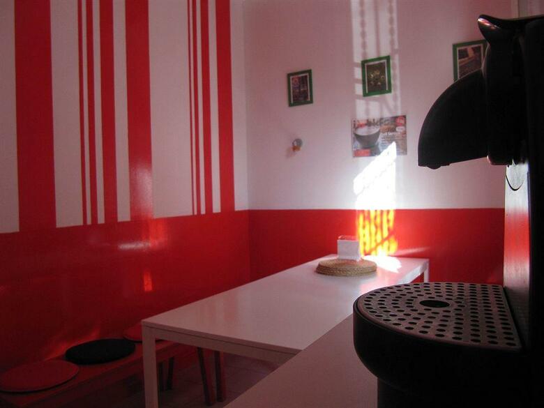 Hostal Feetup Garden House