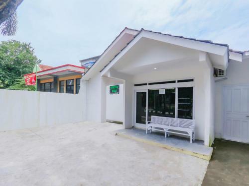 Hotel Oyo 90292 Griya Merbotan