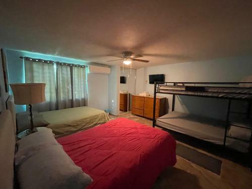Large 8br Sleeps 38 People With Over 3000 Sq Ft