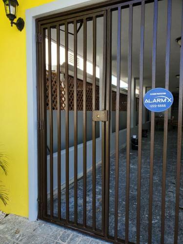 Large 8br Sleeps 38 People With Over 3000 Sq Ft
