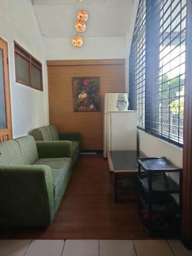 Hostal Chez Faustine At Northern Bandung