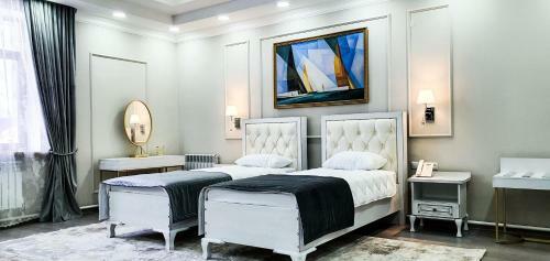 Hotel Grand Holiday Hall