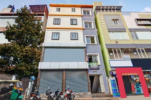 Spot On 85465 Hotel P Raju
