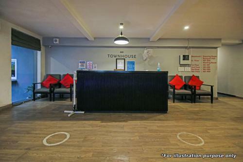 Townhouse Oak Hotel U T Elite
