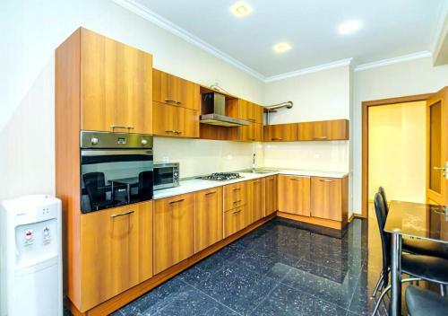 Apartment On Kumkapi - Targovi