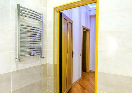Apartment On Konsul - Targovi