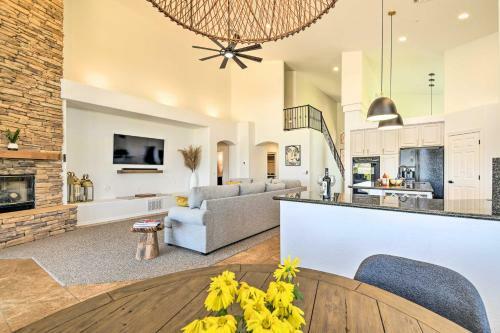 Luxury Home With Putting Green And Sunset Views!