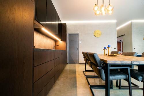 Villa Arc House