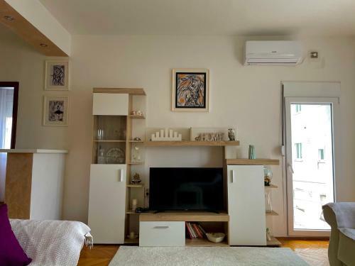 Apartman Kin