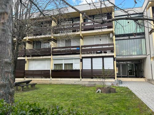 Leila Apartman