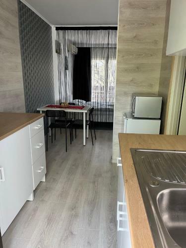 Leila Apartman