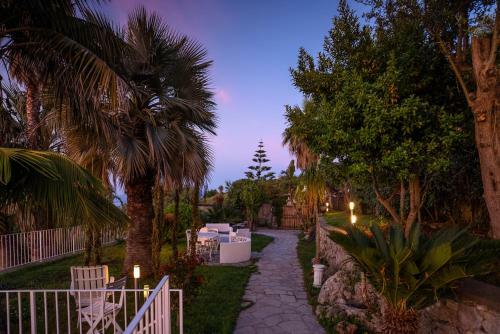 Hostal Capri Blue Luxury Villa Le Tre Monelle