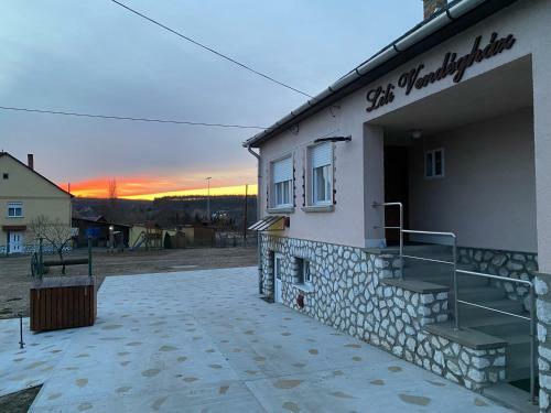 Apartamento Lili Vend�gh�z