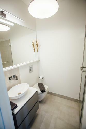 Apartamento New! Peaceful Oasis With Air Conditioner