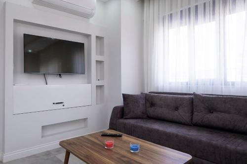 Marvelous Secluded Villa With Private Pool In Serik, Antalya