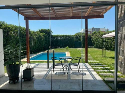 Acogedora Casa de Campo Con Piscina En Asia