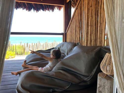 Villa 4 Rooms Beachfront Opalo Caser�o de Mar