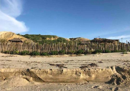 Villa 4 Rooms Beachfront Opalo Caser�o de Mar
