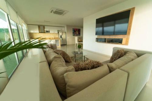 Apartamento Waterfront 2 In Bedrooms Condo Direct Beach Access