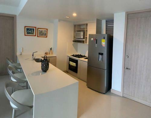 Hermoso Apartamento Con Vista Al Mar Ubicado En El Edificio Morros Eco