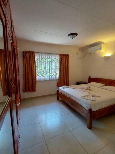 Beau Vallon Villa Self Catering With Pool