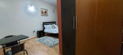Malachite Apartment 12
