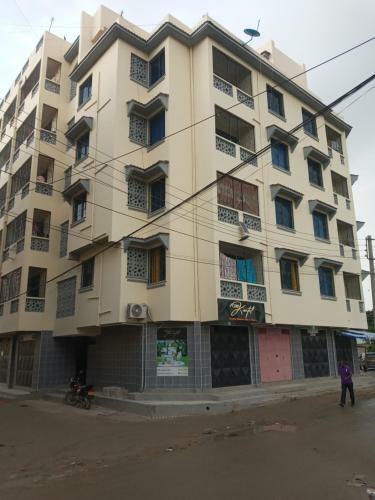 Amber Apartment