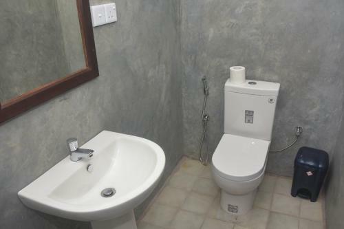 Hostal Jlh Beach Hotel Hikkaduwa