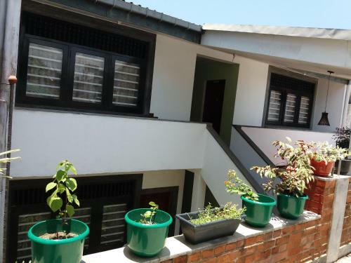 Hostal Jlh Beach Hotel Hikkaduwa