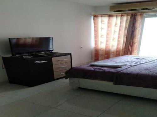 Apartement Sentul Tower By Hhh Property