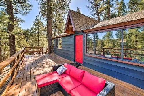 Welcoming Big Bear Home With Deck And Tree Views