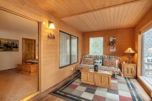 Lake Front Home Spa 5 Min To The Village Ski Slopes