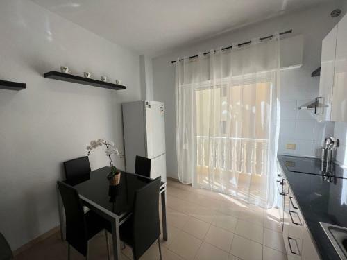Apartamento Ram�n Pino, Beach Holidays Cristianos