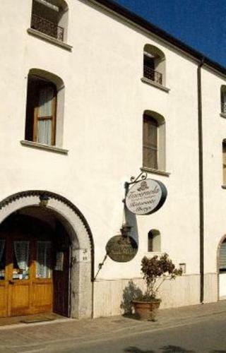 Hotel Tavernola - Locanda Di Campagna