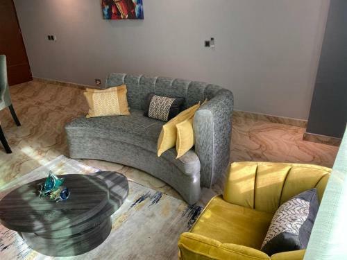 Blue Bell Apartment