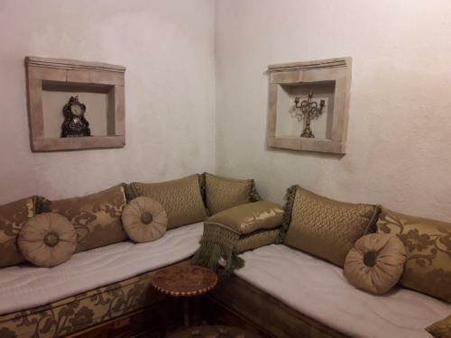 Hostal Riad Arambys