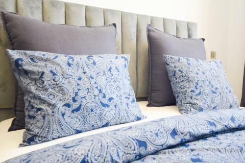 Prestigia Modern Apartment - Free Coffee & Parking
