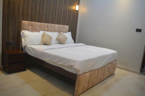 Maharaja Hotel & Banquet