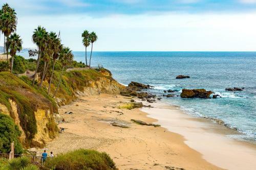 Cliff View II